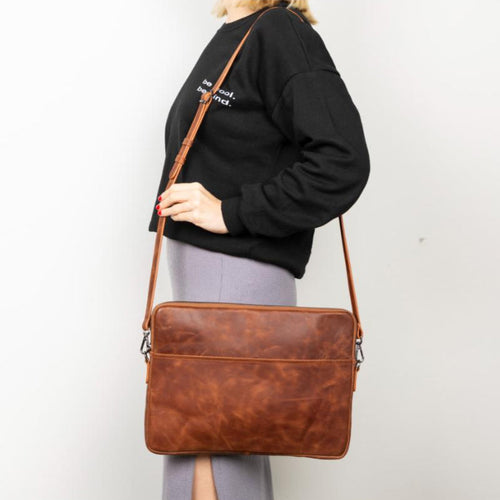 Load image into Gallery viewer, Leeds Leather Laptop / Tablet Sleeve-0
