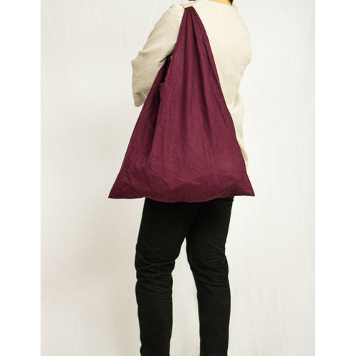 Load image into Gallery viewer, White linen triangle bag
