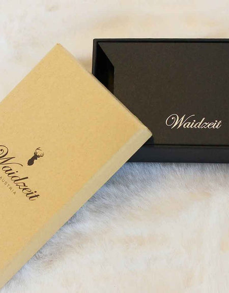 Waidzeit Element Bracelet UNISEX Black with bog oak