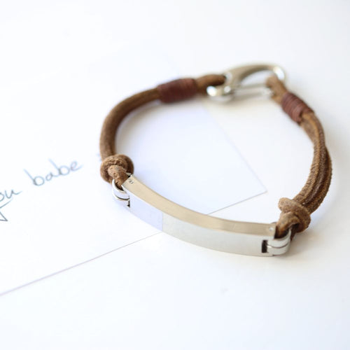 Load image into Gallery viewer, Men&#39;s Leather Tan Bracelet
