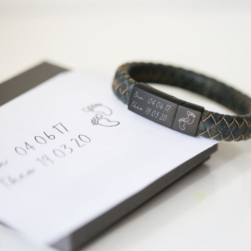 Load image into Gallery viewer, Handwriting Engraved Antique Style Bracelet - Iron
