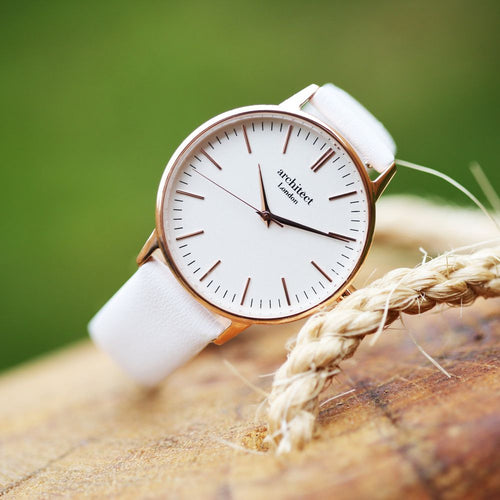 Load image into Gallery viewer, Ladies Architēct Blanc - Handwriting Engraving + White Strap
