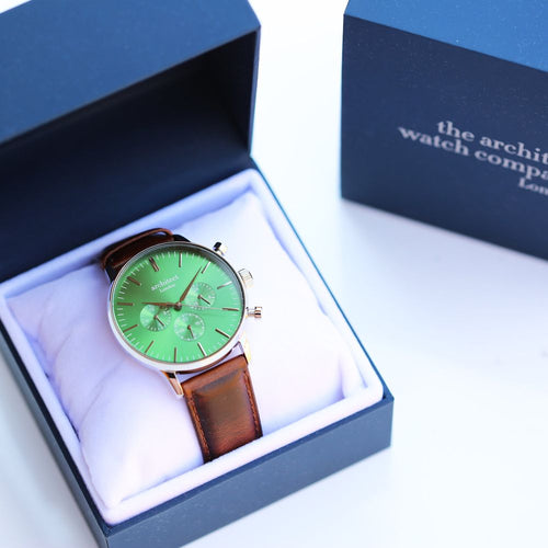 Load image into Gallery viewer, Handwriting Engraving - Men&#39;s Architect Motivator Green Face Walnut
