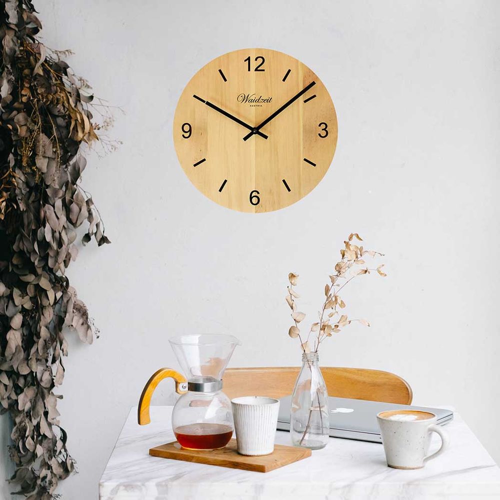 Waidzeit Wall clock Tempus arolla pine