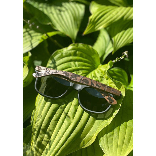 Load image into Gallery viewer, Eyewood | Engraved wooden sunglasses - Safari
