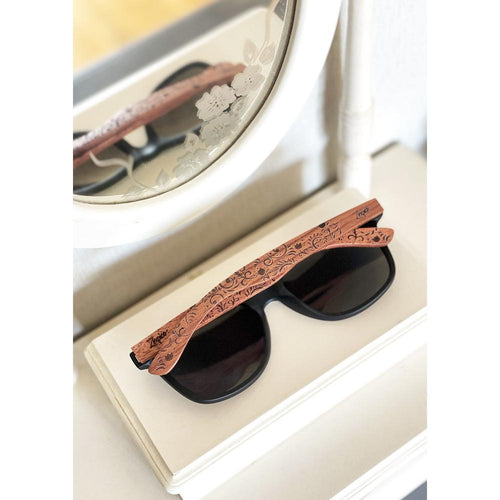 Load image into Gallery viewer, Eyewood | Engraved wooden sunglasses - Oasis
