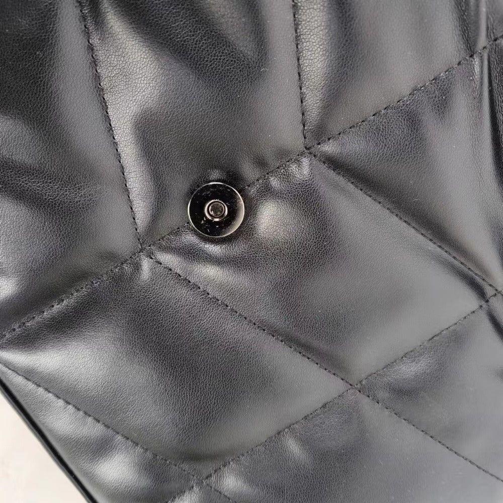 Puffer Shoulder Bag Chain Strap Puffy Crossbody Purse for Women Quilt - A Luxurious Accessory