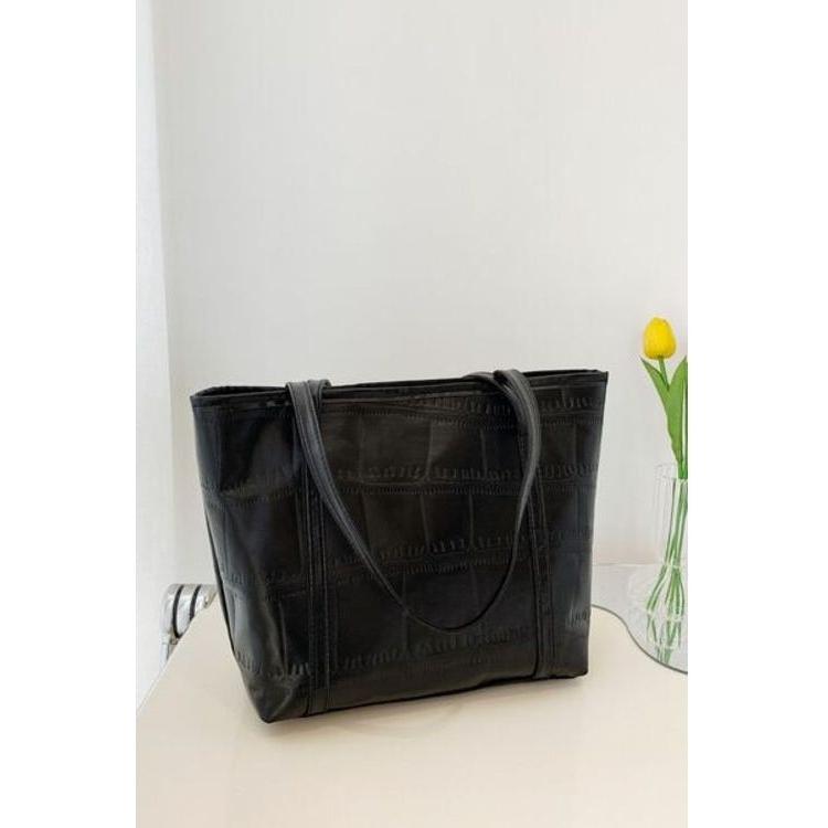 Luxurious Textured PU Leather Handbag