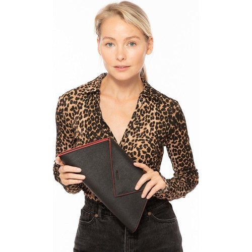 Load image into Gallery viewer, SUSU The Angelica Black Leather Clutch Bag
