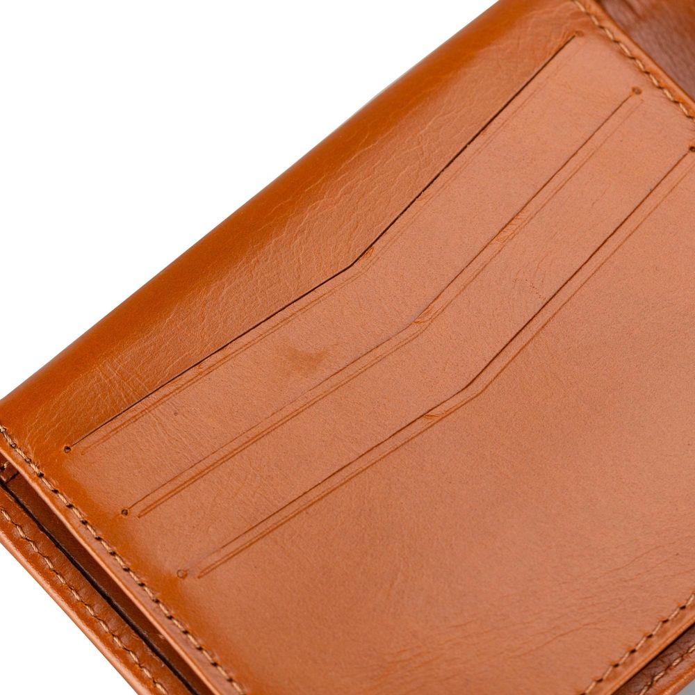 Aspen Premium Full-Grain Leather Wallet for Men-11