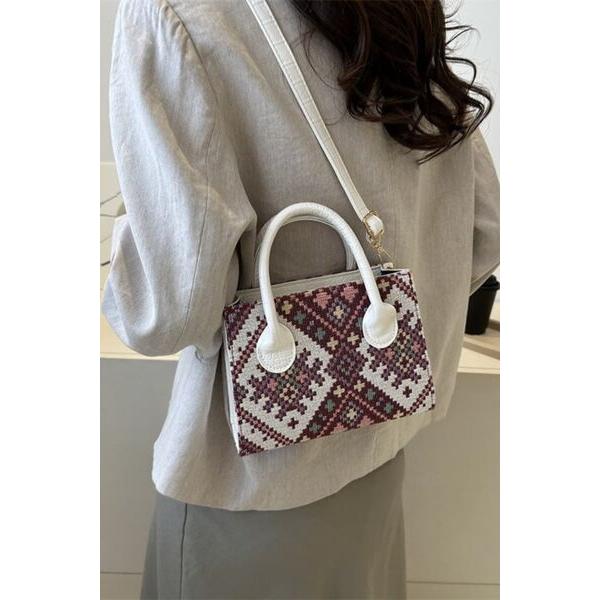 Geometric PU Leather Strap Handbag - A Statement of Sophistication