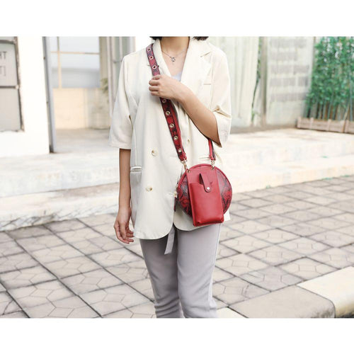 Load image into Gallery viewer, Hailey Smartphone Convertible Crossbody Bag
