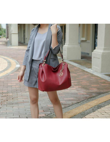 Fabienne Hobo Bag with Wallet - A Touch of Elegance