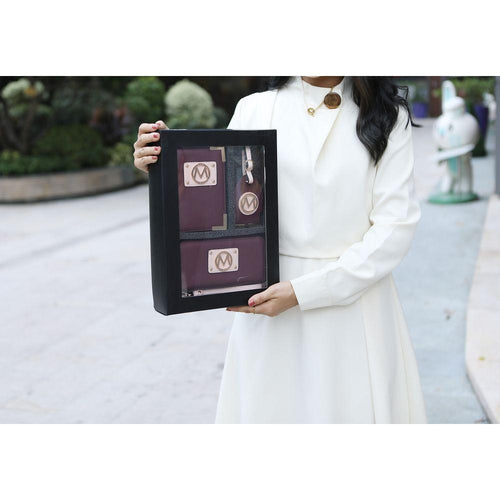 Load image into Gallery viewer, Darla Travel Gift Set - A Luxurious Accessory Ensemble for the Discerning Traveller
