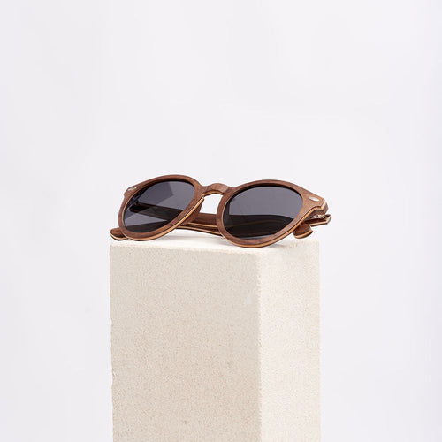 Load image into Gallery viewer, Dernier Cri Wooden Sunglasses (Incl. cork casing)
