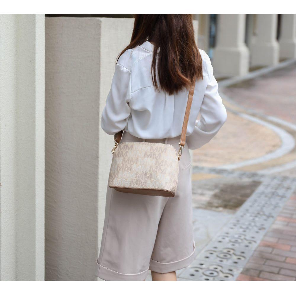 Hattie 3-in-1 Tote Bag M Signature - A Stylish Essential