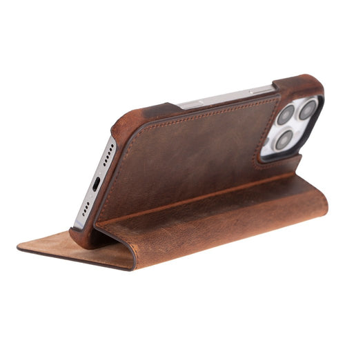 Load image into Gallery viewer, Decatur Leather iPhone 16 Pro Folio Case-4
