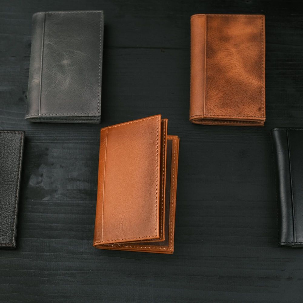 Denver Luxury Full-Grain Leather Cardholder for Men-10