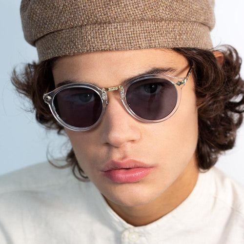 Load image into Gallery viewer, Vintage Raider
