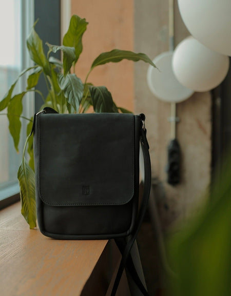 Real Leather Handbag, Leather Carry Case, Cross Body Bag for Men,