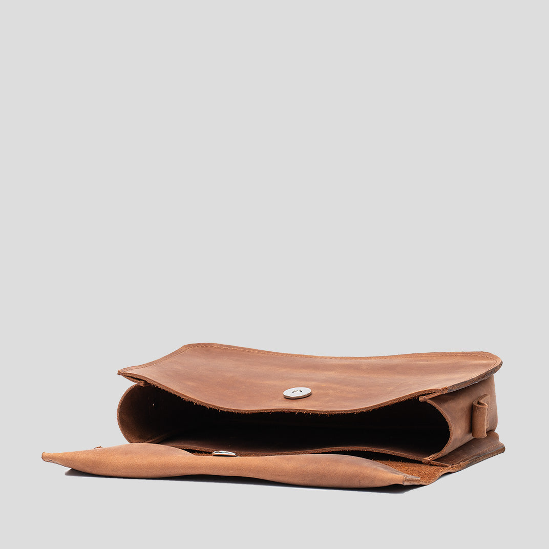 Classy Leather Shoulder Bag (Cognac Brown)