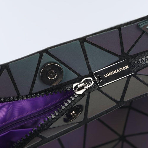 Load image into Gallery viewer, Lumination Holographic Handbag - A Glamorous Statement Piece
