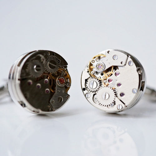 Load image into Gallery viewer, Engraved Gear Movement Cufflinks
