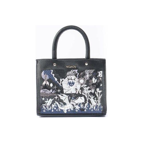 Jimmi’s Battle Handbag - A Masterpiece of Elegance