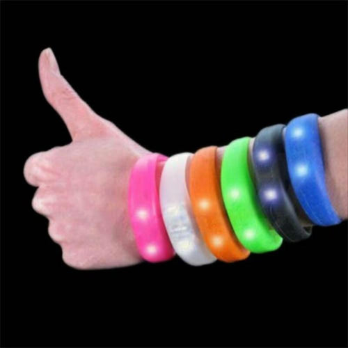 Load image into Gallery viewer, Bracelet Blink Bandz-0
