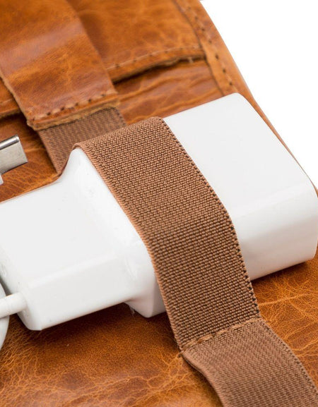 Salida Travel Pouch and Premium Leather Cable Organizer-30