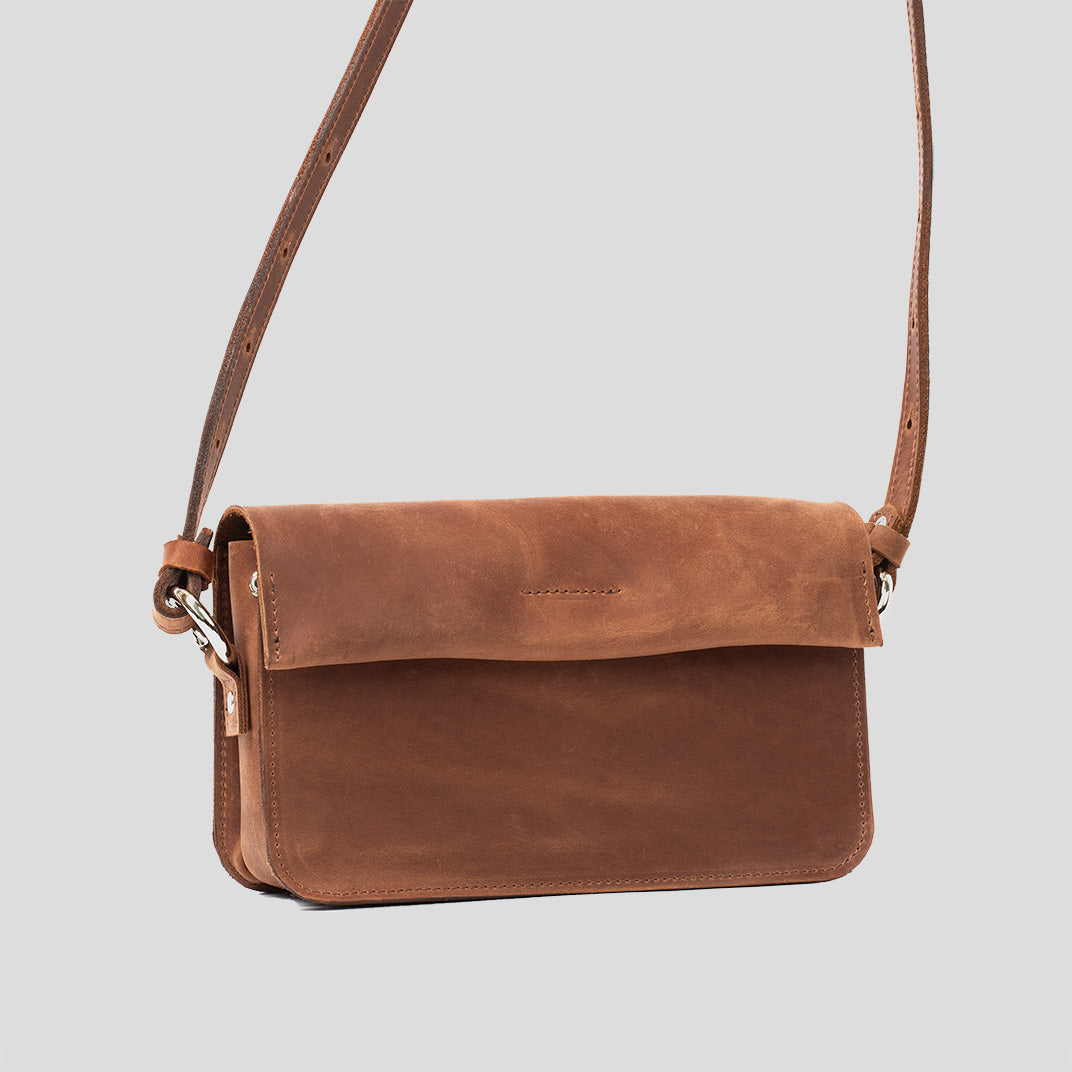 Classy Leather Shoulder Bag (Cognac Brown)