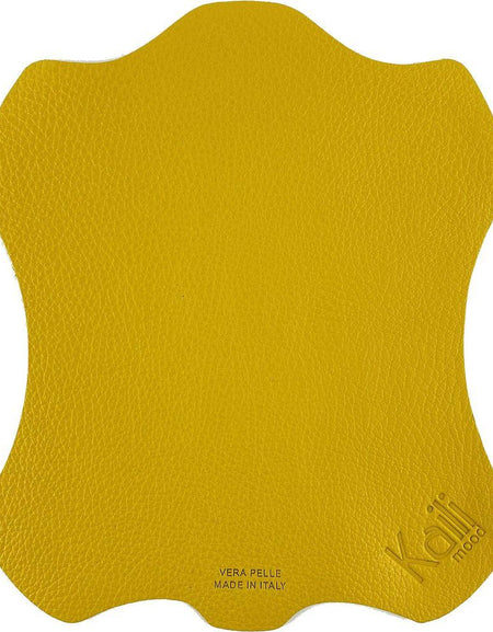 K0001RB | Tappetino per Mouse Made in Italy in Vera Pelle pieno fiore, grana dollaro - Colore Giallo - Dimensioni: cm 20 x 23 - Confezione: Sacchetto tubolare Tnt-0