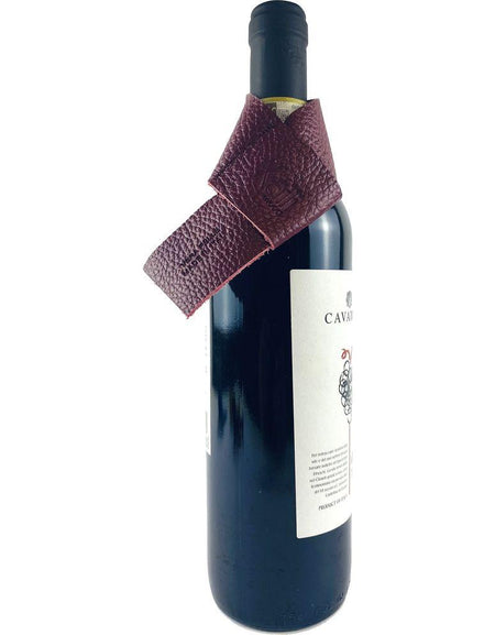 K0010XB | Salvagoccia per Bottiglia Made in Italy in Vera Pelle pieno fiore, grana dollaro - Colore Bordeaux. Dimensioni: cm 27 x 4 x 0,5.  Confezione: Gift Box rigido fondo/coperchio-0