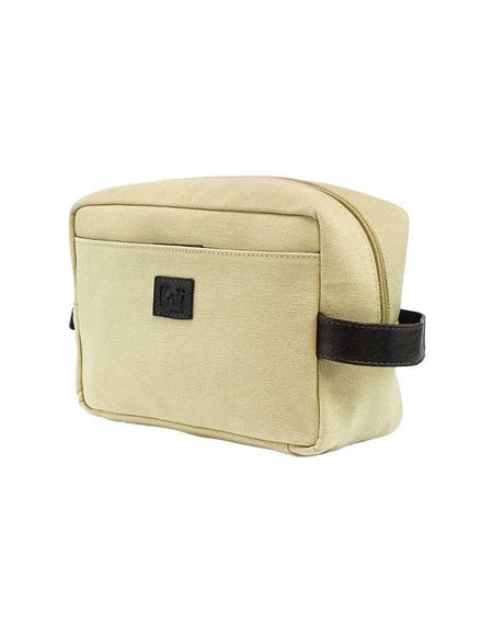 K0014GB | Beauty Case in Canvas/Vera Pelle pieno fiore, volanata. Colore Corda/Testa Moro. Maniglia laterale. Chiusura con lampo. Dimensioni: cm 24 x 15 x 9. Confezione: Sacchetto Tnt-0