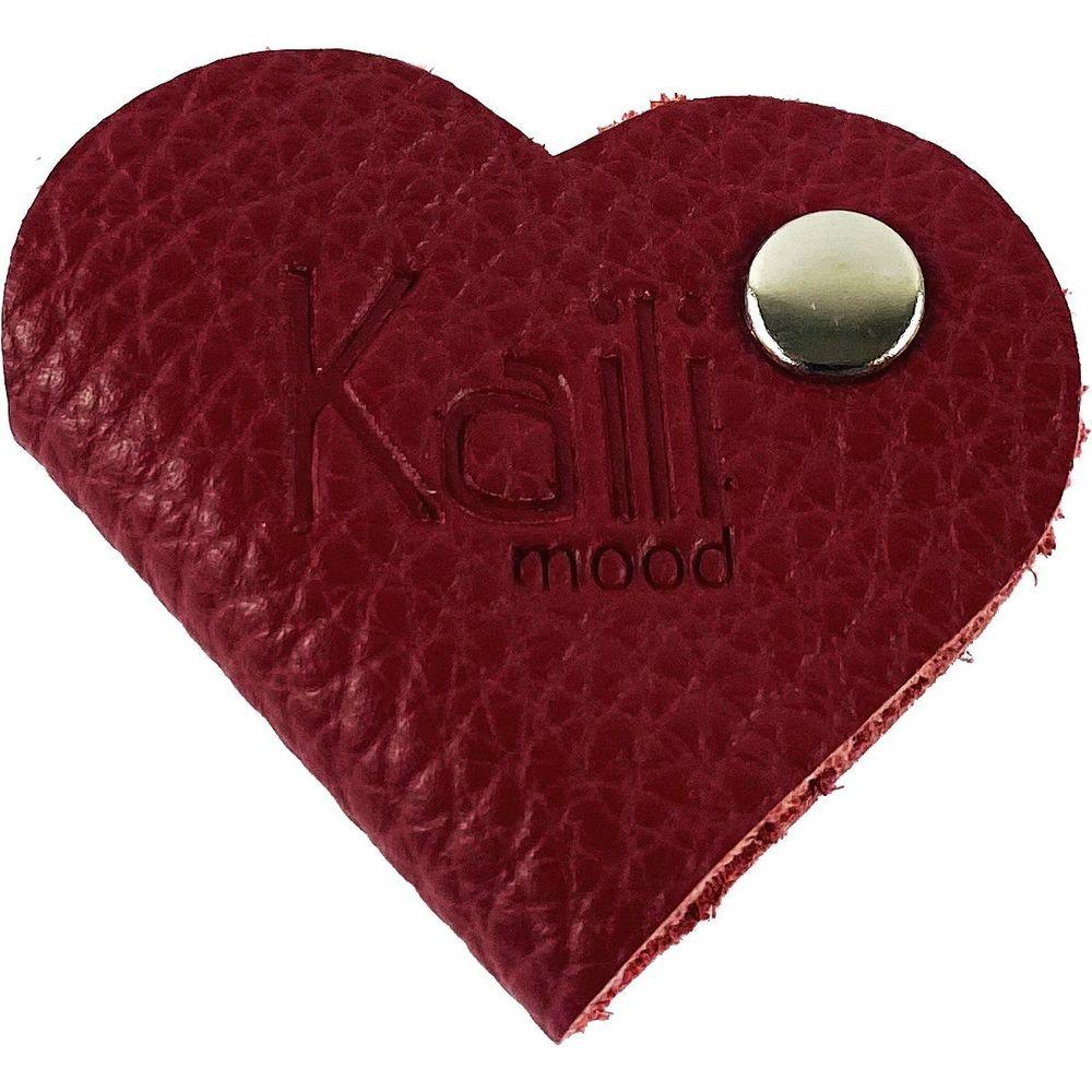 K0039VB | Avvolgicavo Cuore Made in Italy in Vera Pelle pieno fiore, grana dollaro - Colore Rosso - Dimensioni: cm 5 x 8 x 0,5 - Confezione: Gift Box rigido fondo/coperchio-3