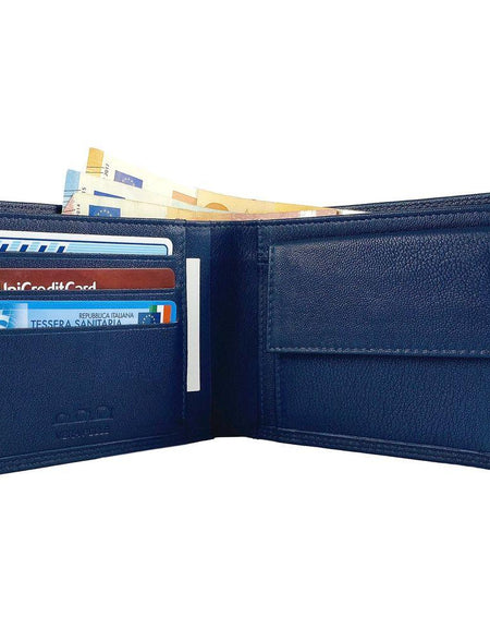 K10203DB | Portafogli Uomo in Vera Pelle pieno fiore, con leggera grana. Colore Blu. Tasca p/monete. Dimensioni da chiuso: cm 12,5 x 9,3 x 1. Confezione: Gift Box rigido fondo/coperchio-0