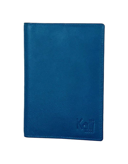 K10237MB | Copertina per Passaporto in Vera Pelle pieno fiore, con leggera grana. Colore Blu Jeans. Dimensioni da chiusa: cm 10 x 14 x 1 - Confezione: Gift Box rigido fondo/coperchio-1