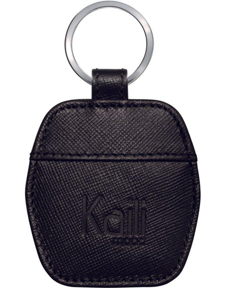 K10854AB | Portachiavi in Saffiano Vera Pelle. Colore Nero. Anello per chiavi Nickel Lucido. Dimensioni totali: cm 5,5 x 9,5 x 0,5. Confezione: Gift Box rigido fondo/coperchio-0