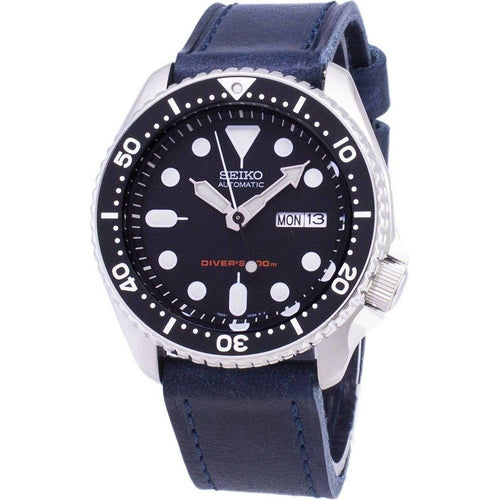 Load image into Gallery viewer, Seiko SKX007K1-var-LS13 Automatic Diver&#39;s 200M Dark Blue Leather Strap Men&#39;s Watch

Introducing the Seiko SKX007K1-var-LS13 Automatic Diver&#39;s 200M Dark Blue Leather Strap Men&#39;s Watch - the epitome of style and functionality.
