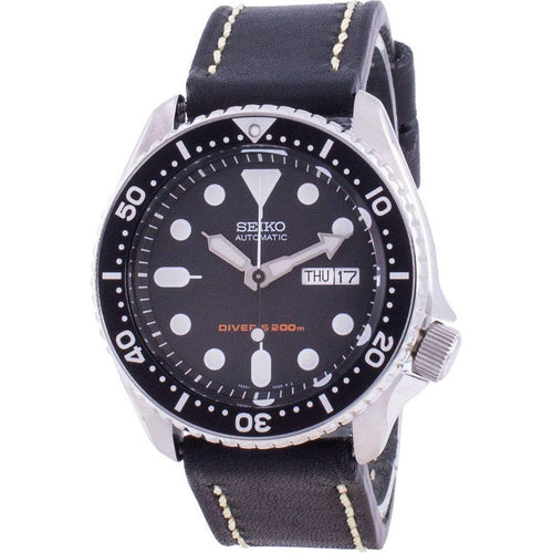 Load image into Gallery viewer, Seiko Men&#39;s SKX007K1-var-LS16 Automatic Diver&#39;s Black Dial 200M Stainless Steel Watch with Leather Strap

Introducing the Seiko Men&#39;s SKX007K1-var-LS16 Automatic Diver&#39;s Black Dial 200M Stainless Steel Watch with Leather Strap.
