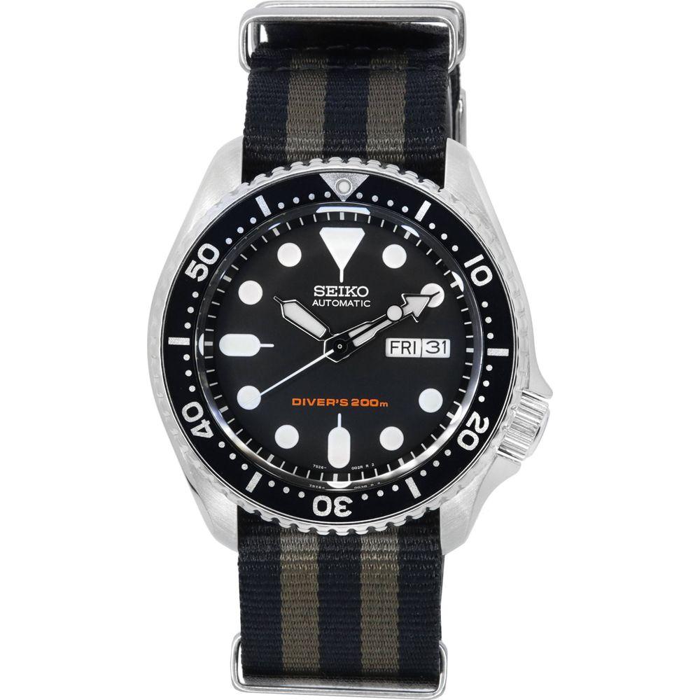 Seiko Men's SKX007K1 Black Dial Automatic Diver's Watch Rubber Strap Replacement - Stylish and Durable Wristband for Adventurous Men
