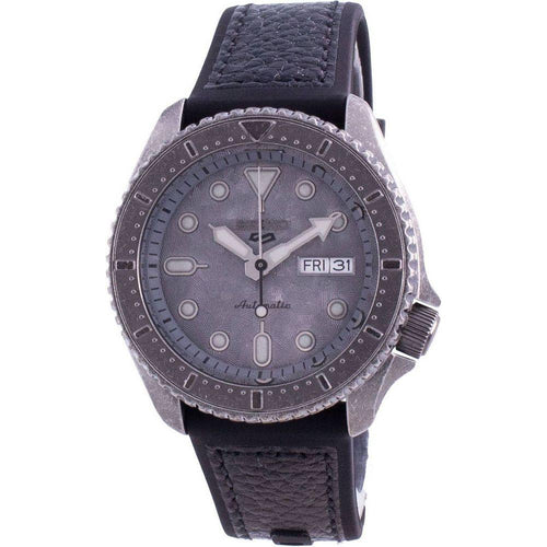 Load image into Gallery viewer, Seiko 5 Sports Specialist Style Automatic Men&#39;s Watch SRPE79K1 - Stainless Steel Case, Grey Dial, Calfskin Leather Strap, 100M Water Resistance
